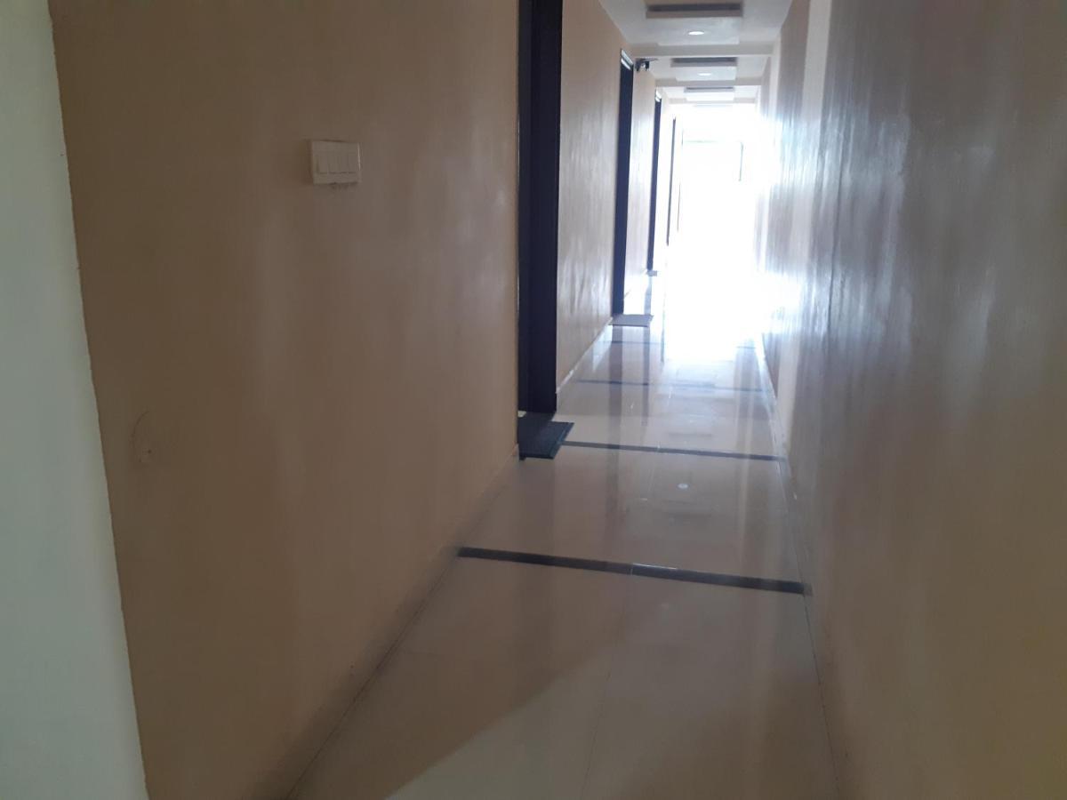 Cnr Residency Hotel Madanapalle Exterior foto