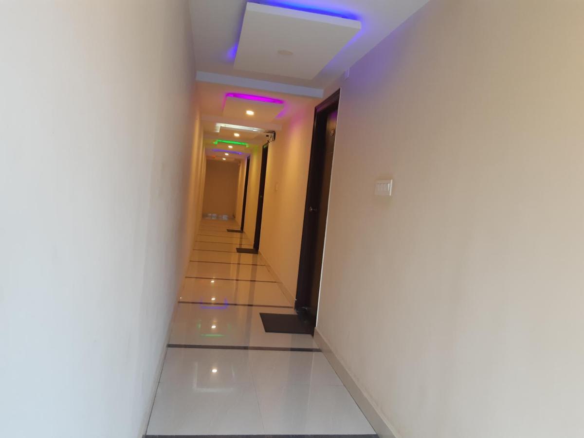Cnr Residency Hotel Madanapalle Exterior foto